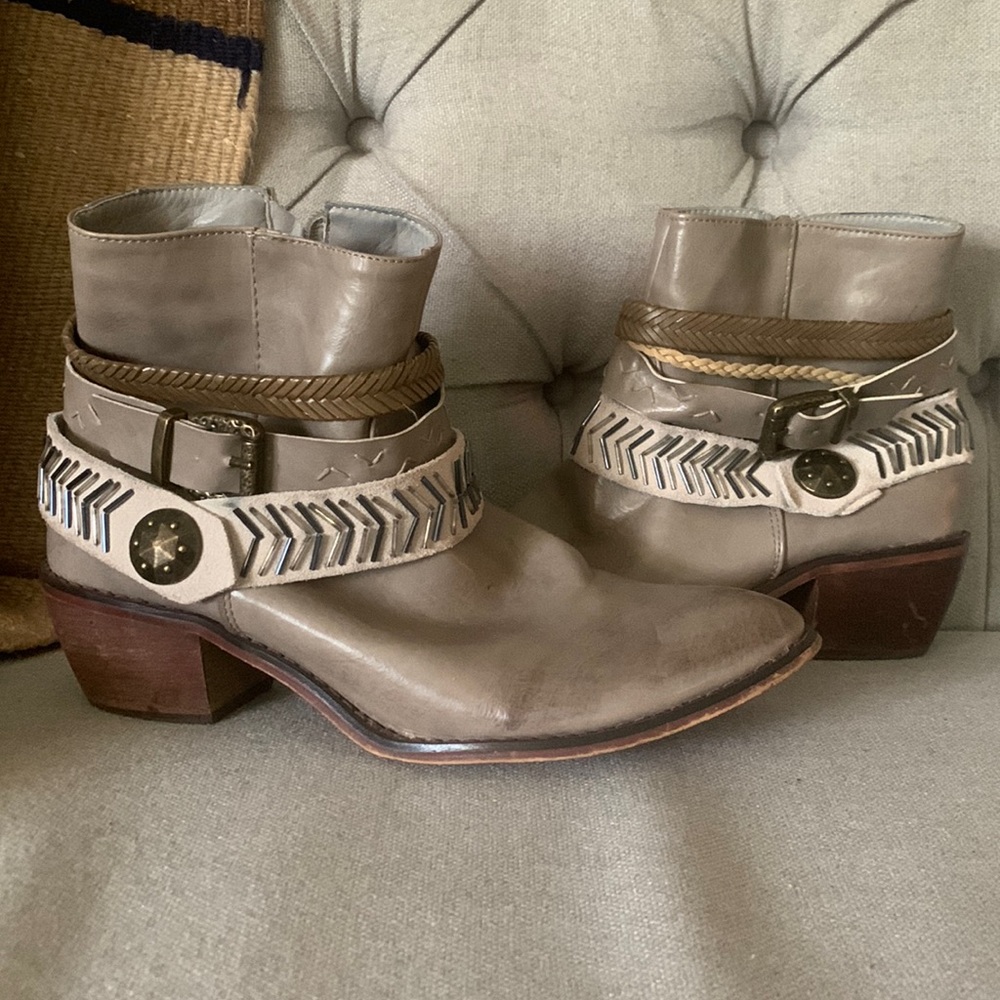 Avanti DORADO DESIGN BOOTIES